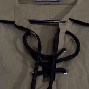 Paul Jones Men's large pull over with rugged tie shirt